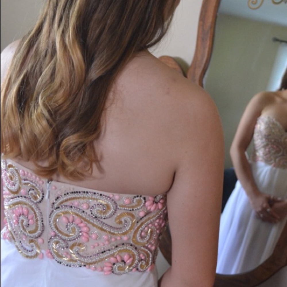 Prom Dress - Picture 2 of 4
